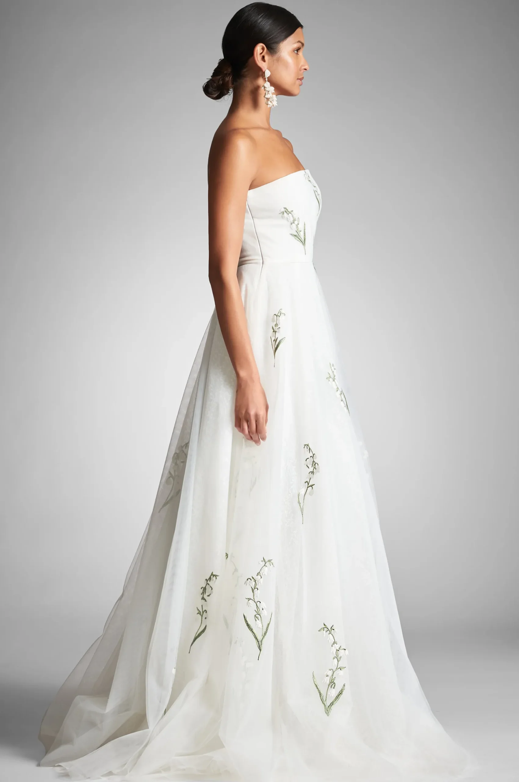 Sachin & Babi Strapless<Anais Gown - White/Embroidered Floral White/embroideredfloral