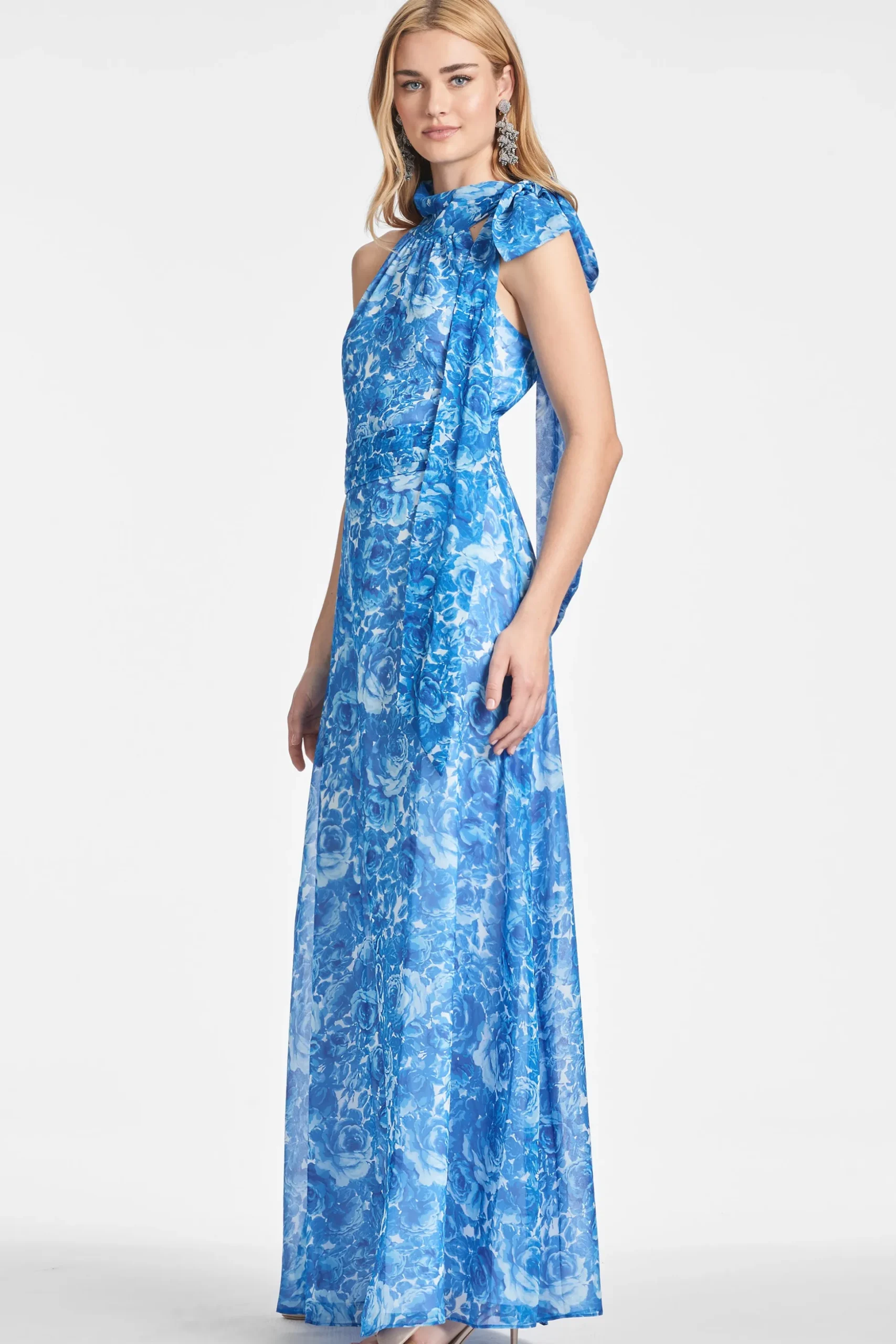 Sachin & Babi Plus Sizes|Sleeveless<Kayla Gown - Mediterranean Blooms Mediterraneanblooms