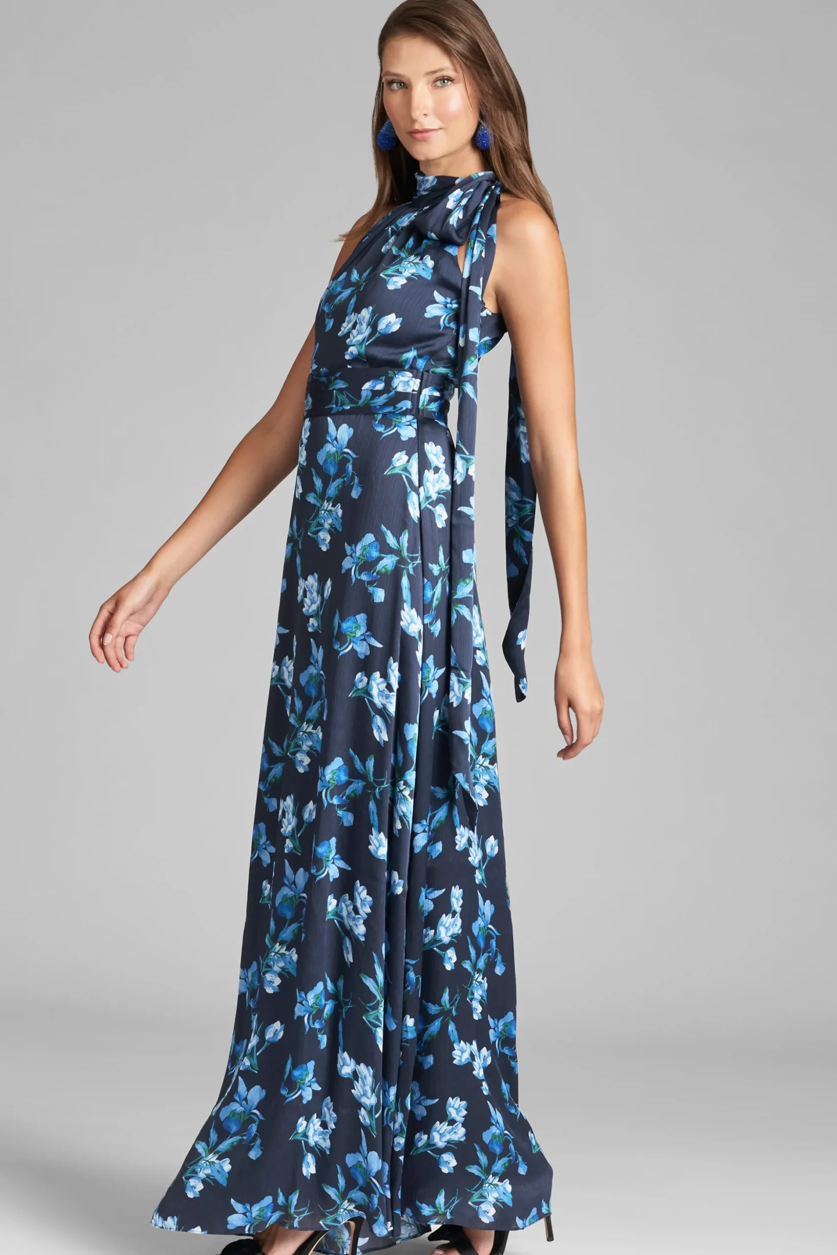 Sachin & Babi Sleeveless<Kayla Gown - Poseidon Venetian Petal Poseidonvenetianpetal