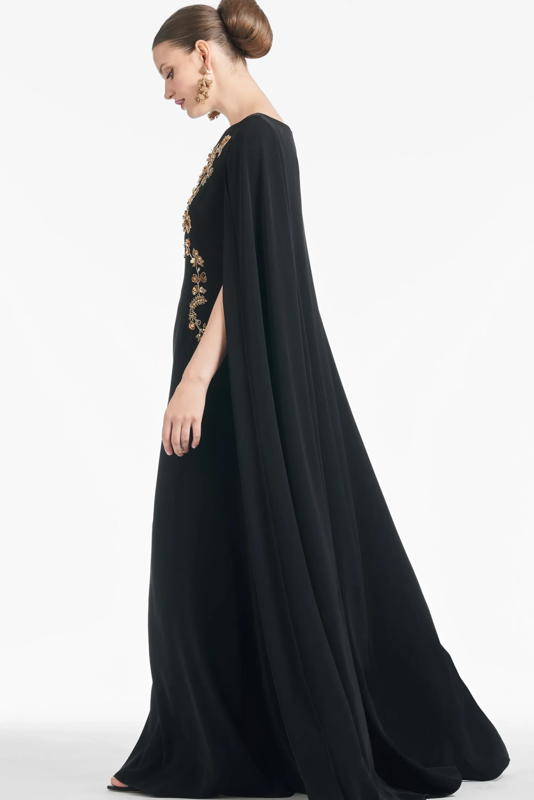 Sachin & Babi Sleeveless<Vittoria Gown - Black